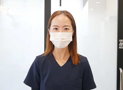 歯科医師　岡本 千世